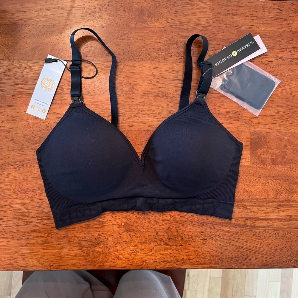Kindred Bravely Sublime Hands free pumping and nursing bra Black